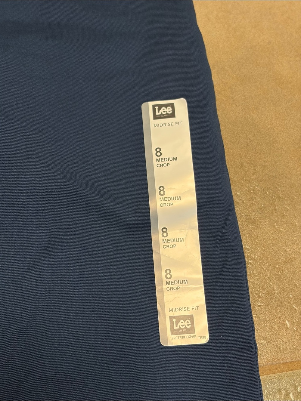 NWT Lee Women's Blue Cropped Ankle Pants - Picture 3 of 10